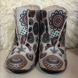 Bohemian Patterned Ankle Boots